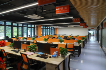 有什么辦公室環(huán)保裝修設(shè)計(jì)技巧？五大技巧讓你的辦公室綠色又環(huán)保！